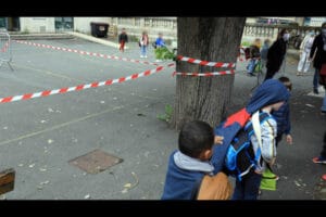 Parents pétitions contre le port du masque récréation