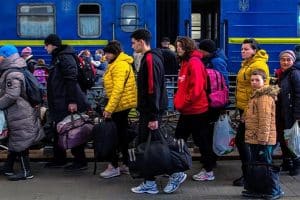 les Ukrainiens fuient vers la Russie