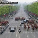 Macron seul sur les Champs