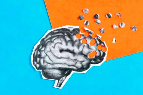 de l'aluminium pulvérisé directement dans le cerveau humain